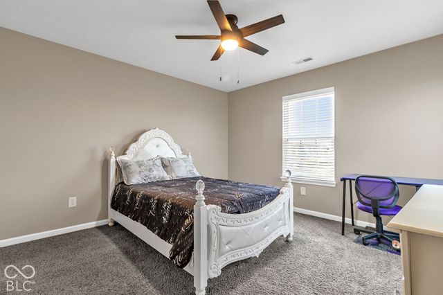 4621 W Dane Court, New Palestine, IN 46163