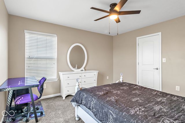 4621 W Dane Court, New Palestine, IN 46163