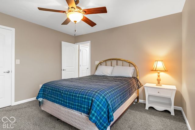 4621 W Dane Court, New Palestine, IN 46163