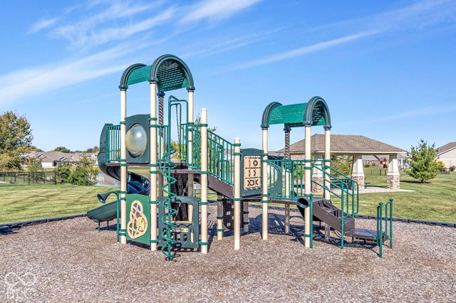4621 W Dane Court, New Palestine, IN 46163
