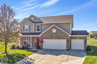 4621 W Dane Court, New Palestine, IN 46163