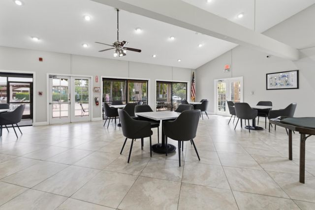 3333 Jog Park Drive, Greenacres, FL 33467