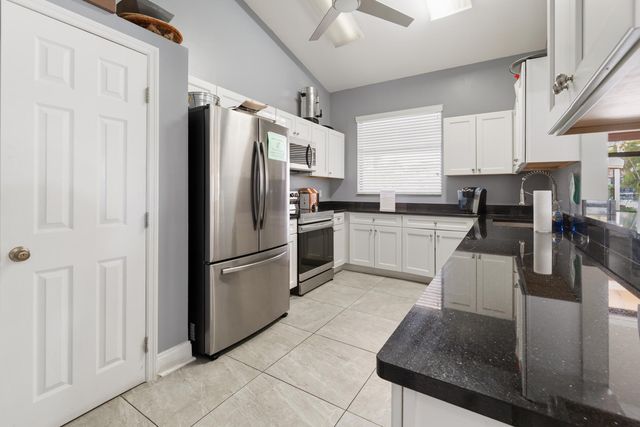 3333 Jog Park Drive, Greenacres, FL 33467