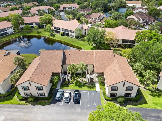 3333 Jog Park Drive, Greenacres, FL 33467