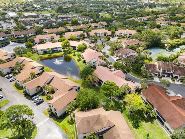 3333 Jog Park Drive, Greenacres, FL 33467