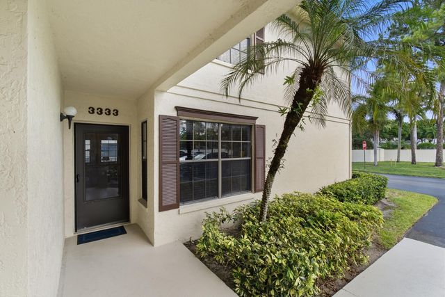 3333 Jog Park Drive, Greenacres, FL 33467
