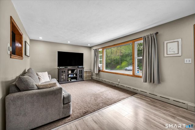 13 Coach Drive, Wolcott, CT 06716