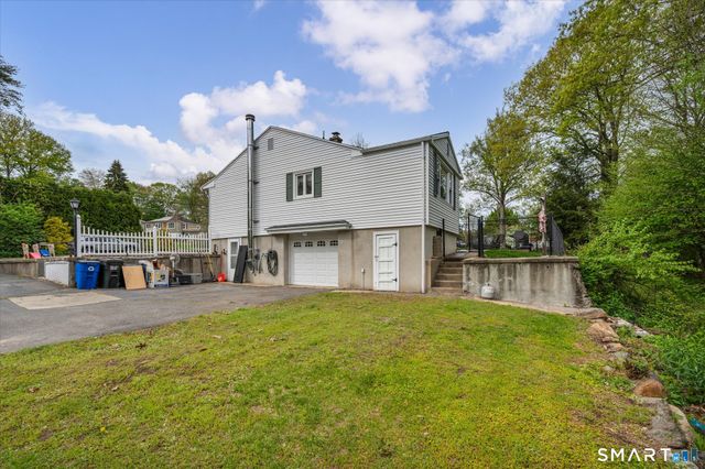 13 Coach Drive, Wolcott, CT 06716