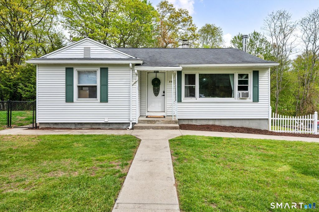 13 Coach Drive, Wolcott, CT 06716