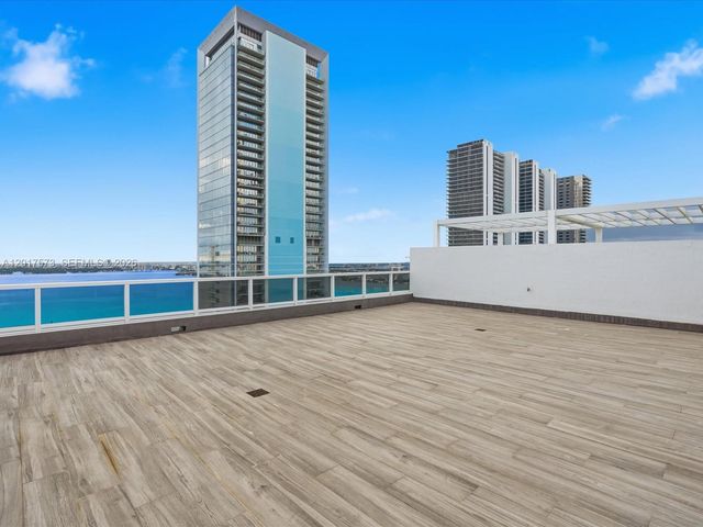 600 NE 27th Street PH2, Miami, FL 33137