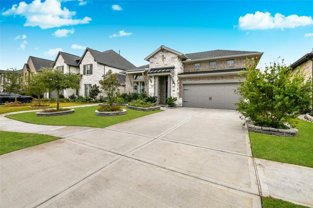 5042 Albany Shores Lane, Fulshear, TX 77441