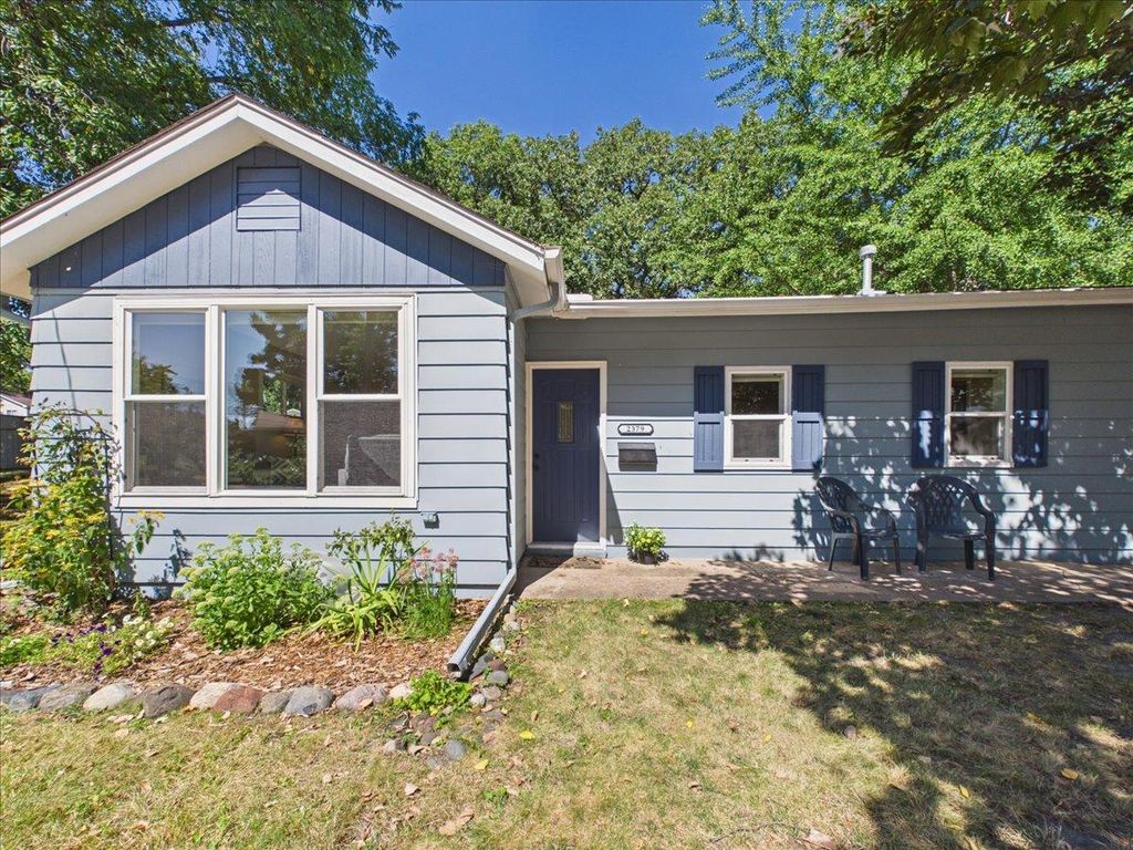 2379 Roselawn Avenue W, Lauderdale, MN 55113 — photo 5