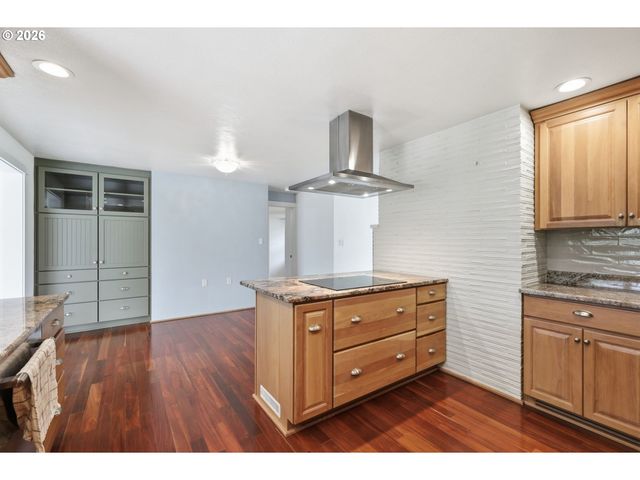 39200 CAMP CREEK Rd, Springfield, OR 97478