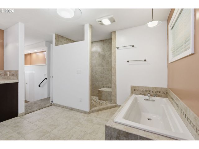 39200 CAMP CREEK Rd, Springfield, OR 97478