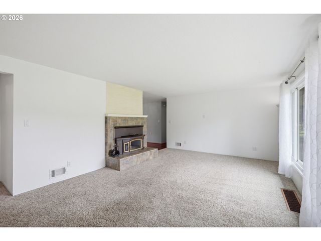 39200 CAMP CREEK Rd, Springfield, OR 97478