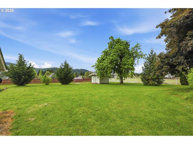 39200 CAMP CREEK Rd, Springfield, OR 97478