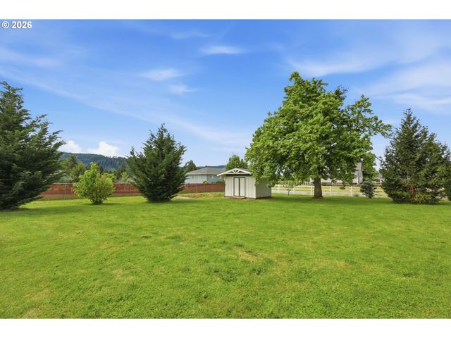 39200 CAMP CREEK Rd, Springfield, OR 97478