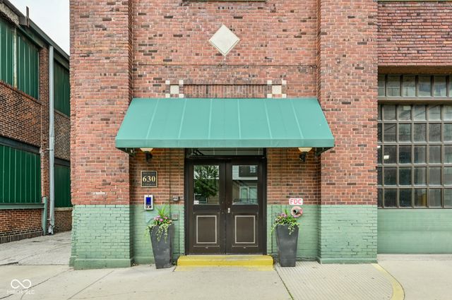 630 N College Avenue 403, Indianapolis, IN 46204