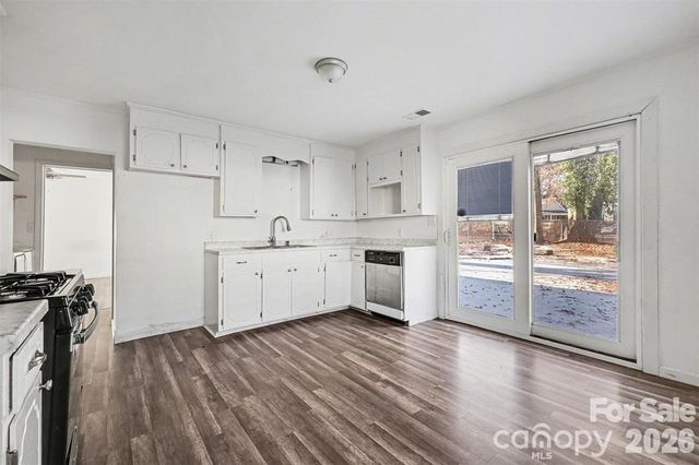 198 Buffalo Avenue NW, Concord, NC 28025