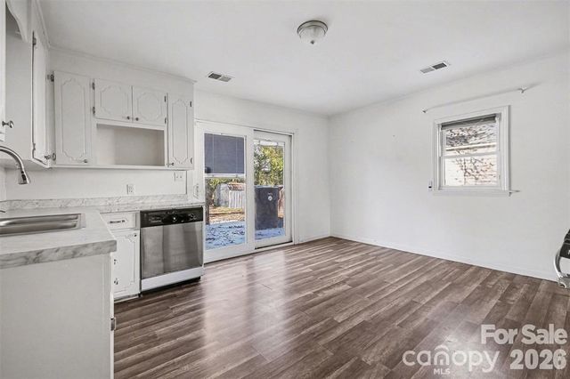 198 Buffalo Avenue NW, Concord, NC 28025