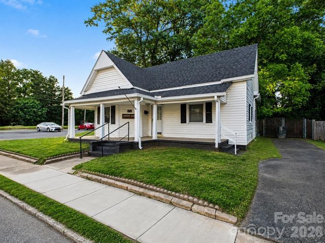 198 Buffalo Avenue NW, Concord, NC 28025