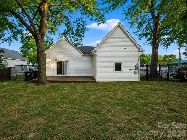 198 Buffalo Avenue NW, Concord, NC 28025