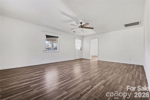 198 Buffalo Avenue NW, Concord, NC 28025