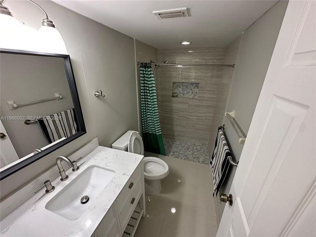 23442 Lyons Road 404, Boca Raton, FL 33428