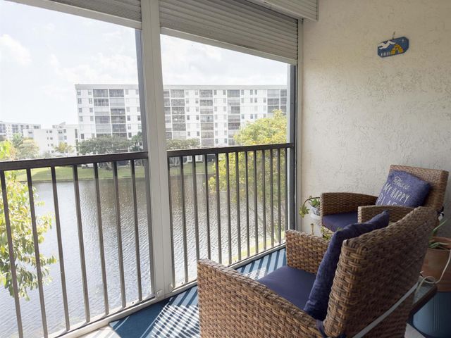 2222 N Cypress Bend Drive 403, Pompano Beach, FL 33069