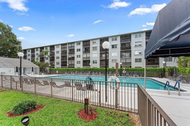 2222 N Cypress Bend Drive 403, Pompano Beach, FL 33069