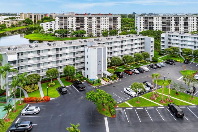 2222 N Cypress Bend Drive 403, Pompano Beach, FL 33069