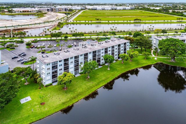 2222 N Cypress Bend Drive 403, Pompano Beach, FL 33069