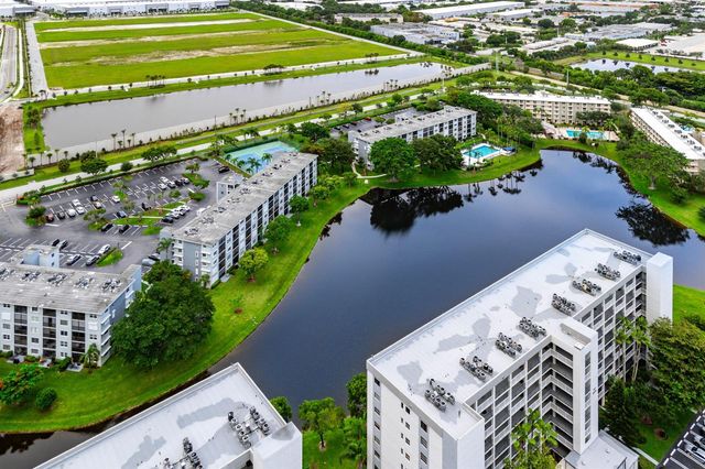 2222 N Cypress Bend Drive 403, Pompano Beach, FL 33069
