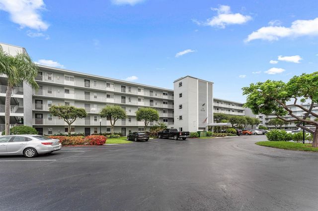2222 N Cypress Bend Drive 403, Pompano Beach, FL 33069