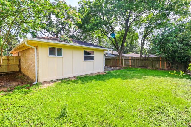 5027 Monteith Drive, Spring, TX 77373