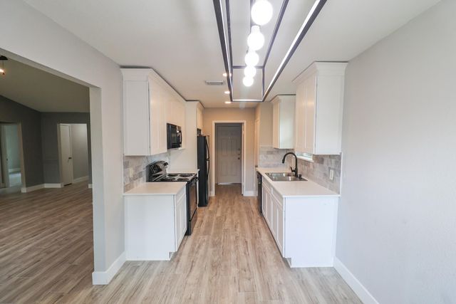 5027 Monteith Drive, Spring, TX 77373