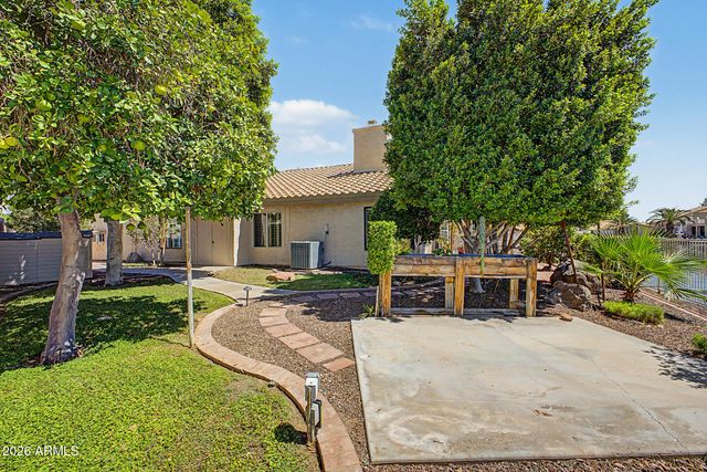 11049 W Crimson Lane, Avondale, AZ 85323