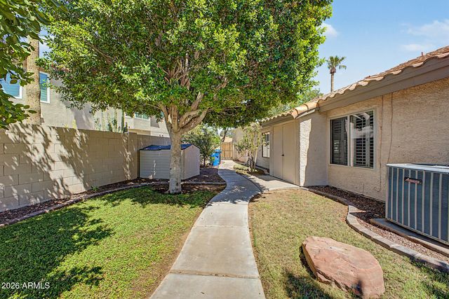 11049 W Crimson Lane, Avondale, AZ 85323