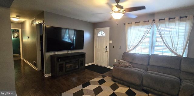 56 BELLEVIEW AVE, Sicklerville, NJ 08081