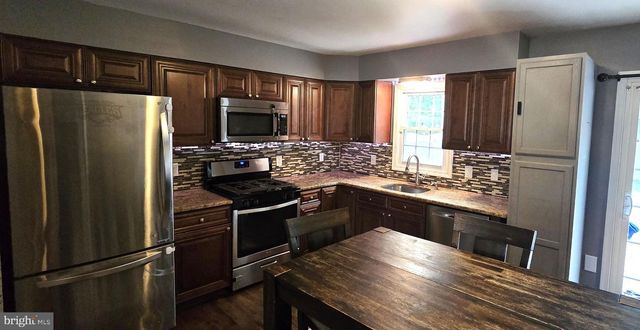 56 BELLEVIEW AVE, Sicklerville, NJ 08081