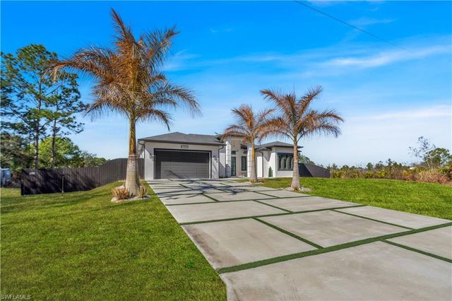 1707 CONGRESS AVE, Lehigh Acres, FL 33972