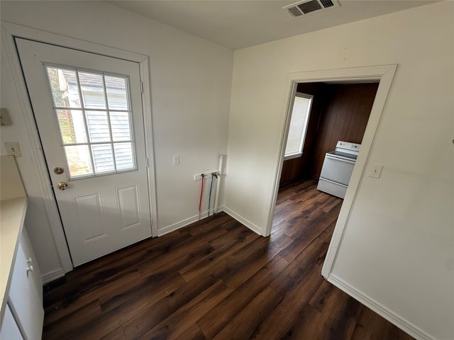 301 Boyd Loop, Bonham, TX 75418