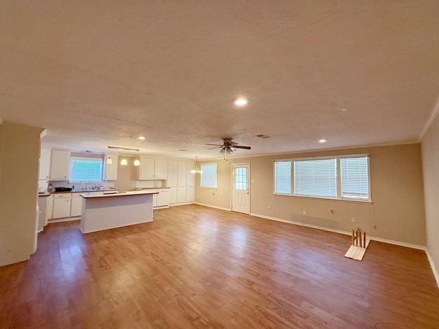 11444 Fm 977, Marquez, TX 77865