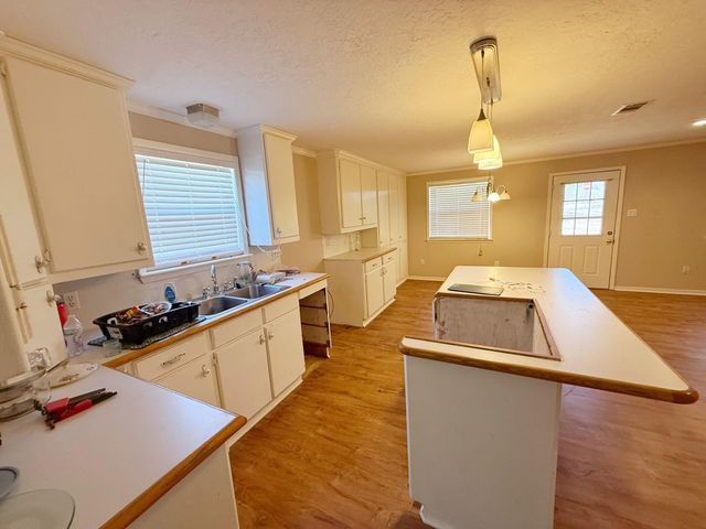 11444 Fm 977, Marquez, TX 77865