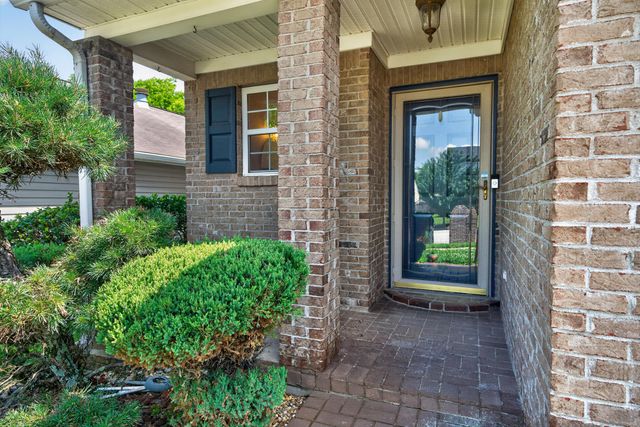 2633 Trailwood Lane, Lexington, KY 40511