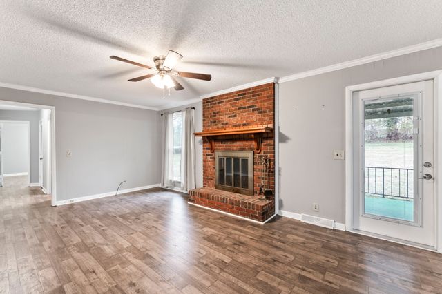 305 Woodlawn Dr, Mount Juliet, TN 37122