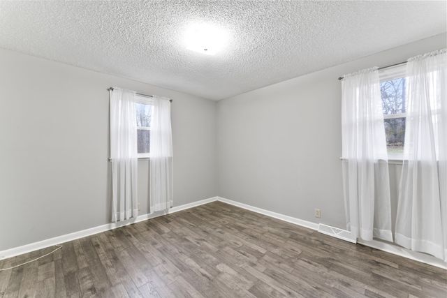 305 Woodlawn Dr, Mount Juliet, TN 37122