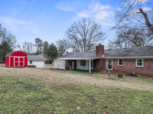 305 Woodlawn Dr, Mount Juliet, TN 37122