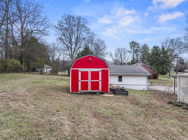 305 Woodlawn Dr, Mount Juliet, TN 37122