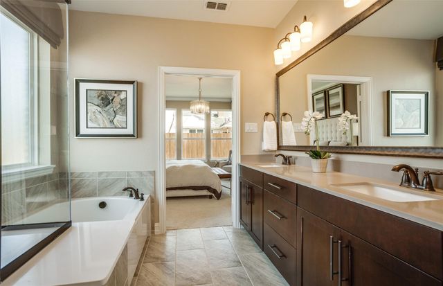 13740 Leeward Edge Dr Drive, Texas City, TX 77568